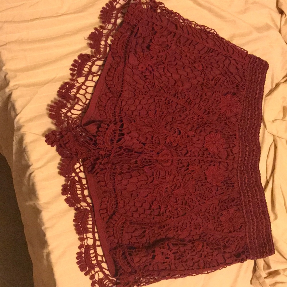 Rue 21 red floral crochet shorts, size XL